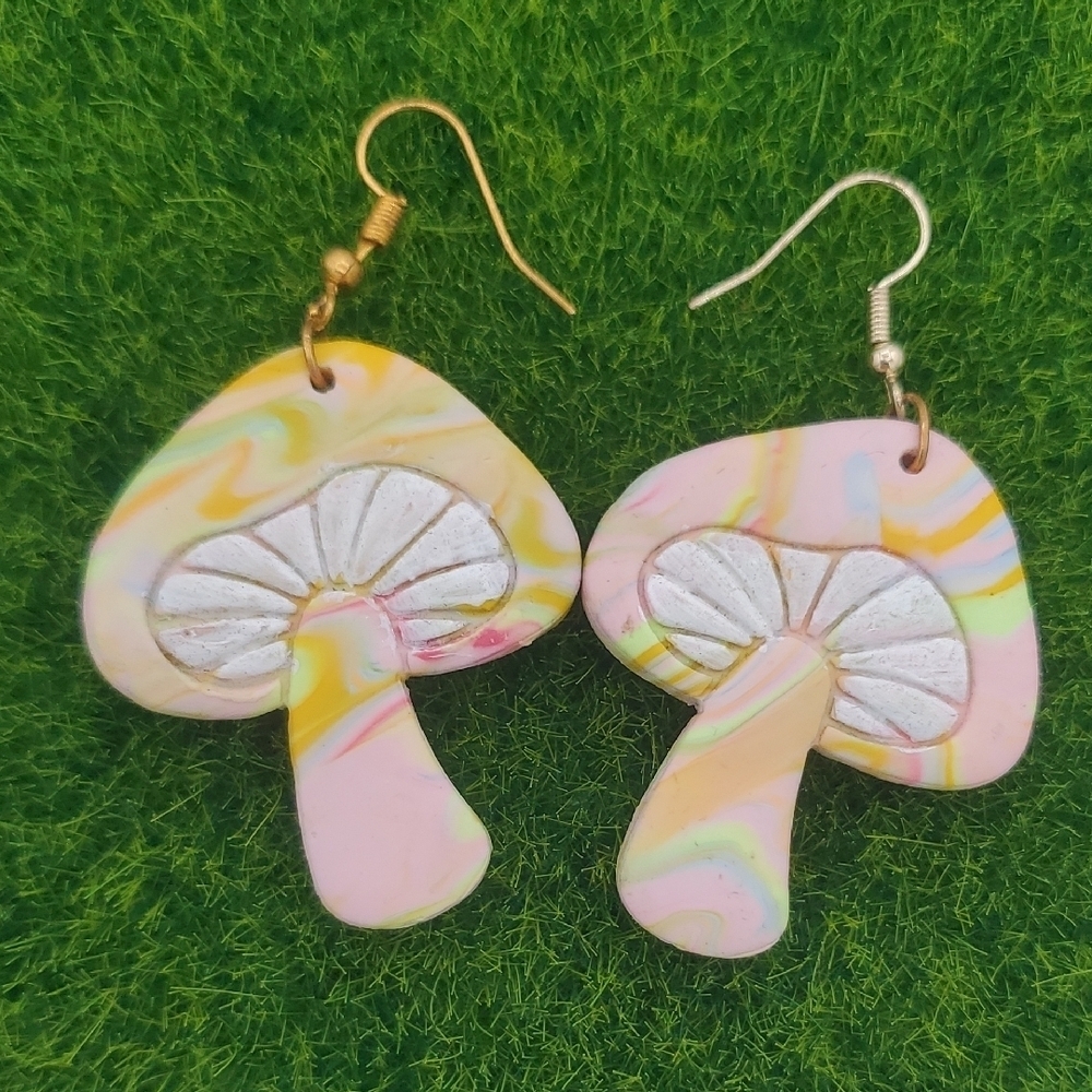Whimsical Fairy Mushroom Earrings E1018